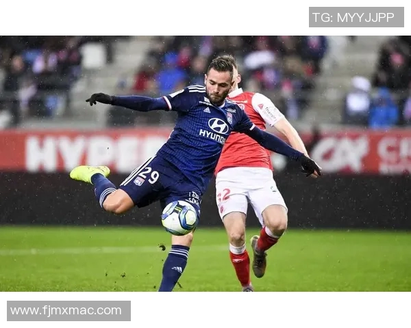 布雷斯特与里昂比赛结果揭晓双方表现分析与未来展望